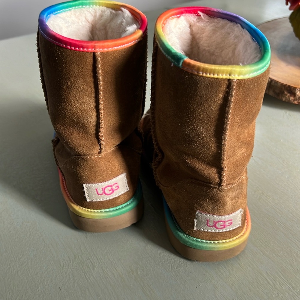 UGG Chestnut Rainbow Boots